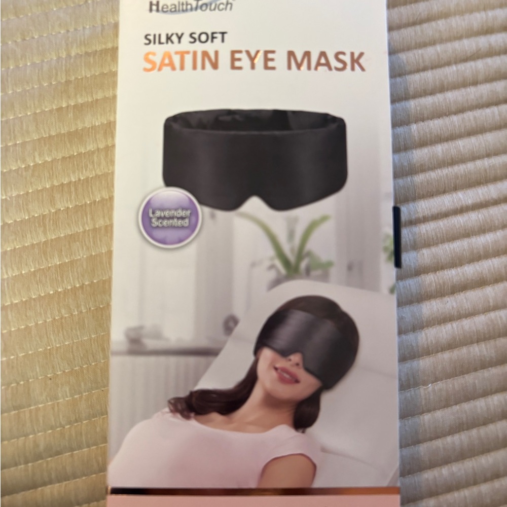 Health Touch Silky Soft Black Satin Eye Mask Lavender Scented NWB
